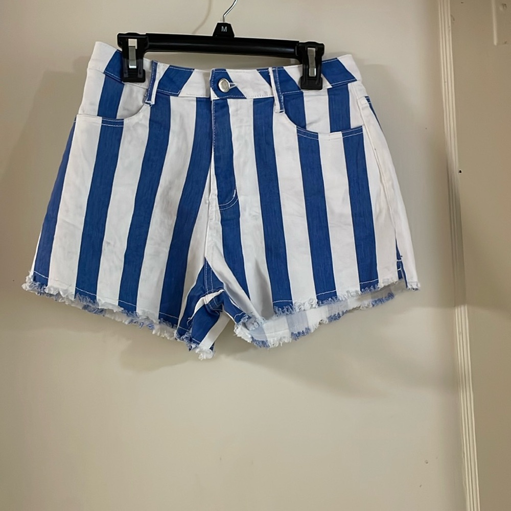 Wisteria Lane shorts